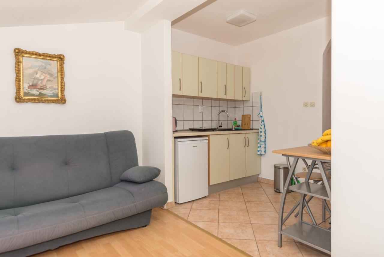 Apartments Zoka Makarska Buitenkant foto